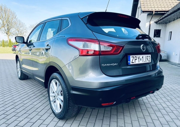 Nissan Qashqai cena 48900 przebieg: 134000, rok produkcji 2014 z Wieruszów małe 154